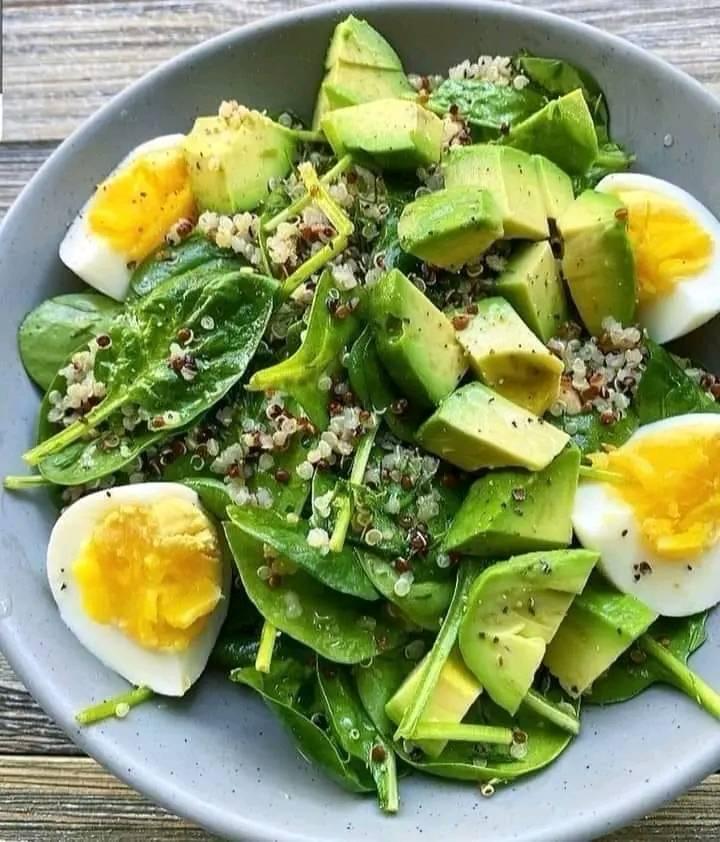 quinoa avocado spinach salad