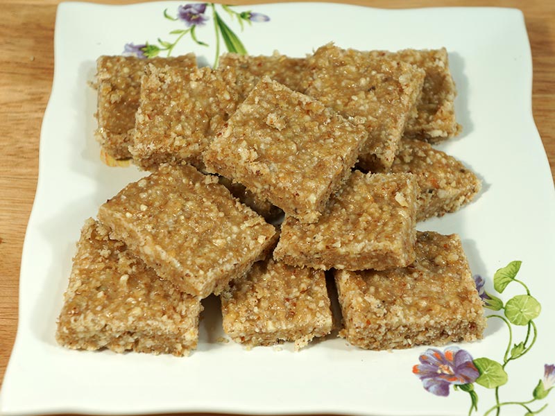 ALMOND FLAXSEED BURFI